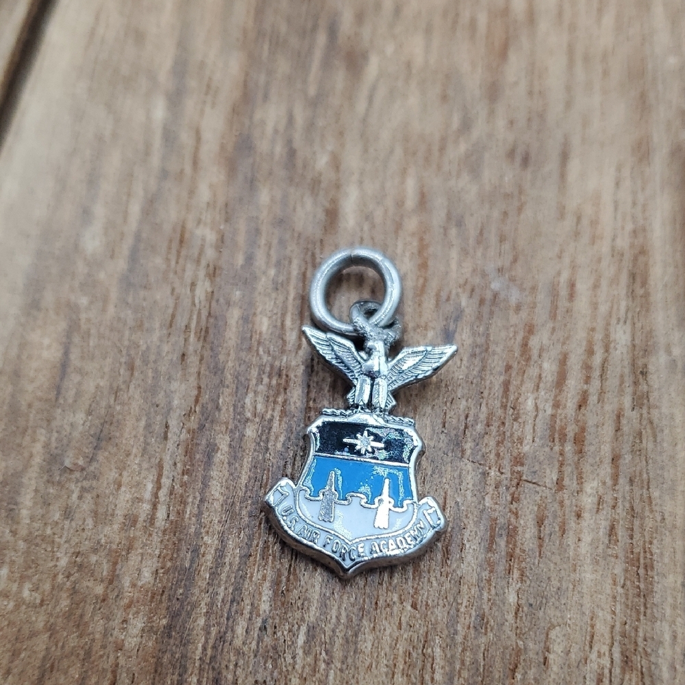 Silver and Blue‎ Air Force Academy Pendant P339 Collectible